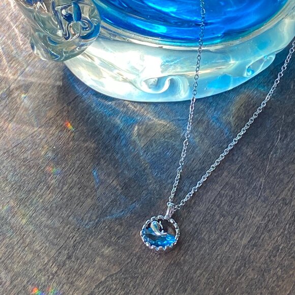 Save The Whale Women's Colorful Blue Ocean 18K Gold Plated Zircon Beach - Picture 1 of 6